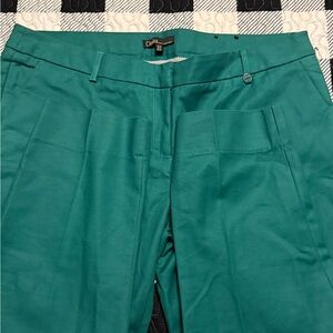 Dalia Green Cropped Ankle Pants